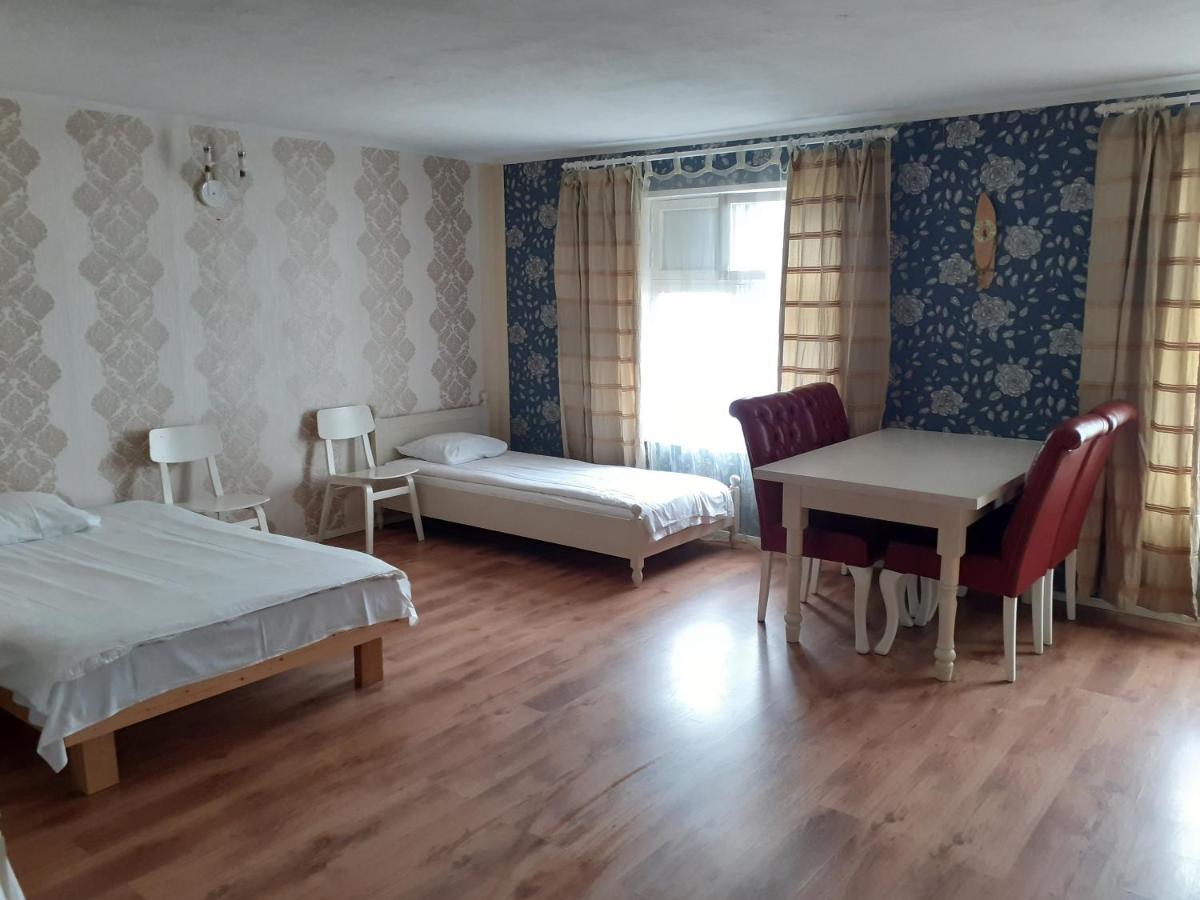 Budget Hostel Пярну Экстерьер фото